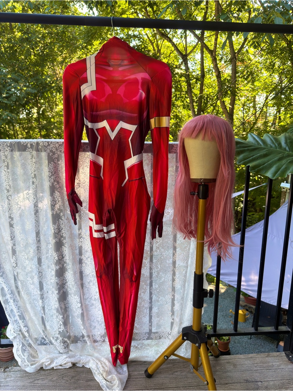 Zero Two Darling in the Franxx Cosplay Costume Bodysuit & Pink Wig